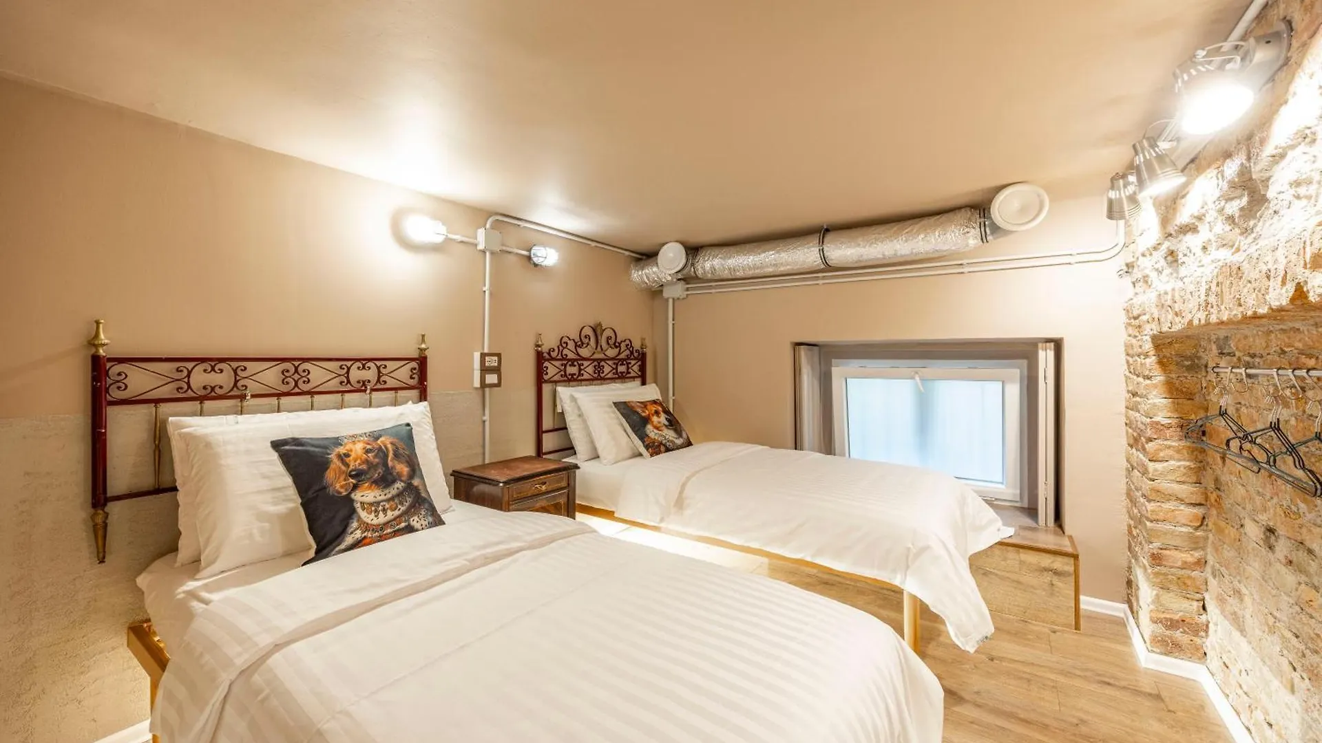 The Address Loft - Joy Apartment Budapest 0*,