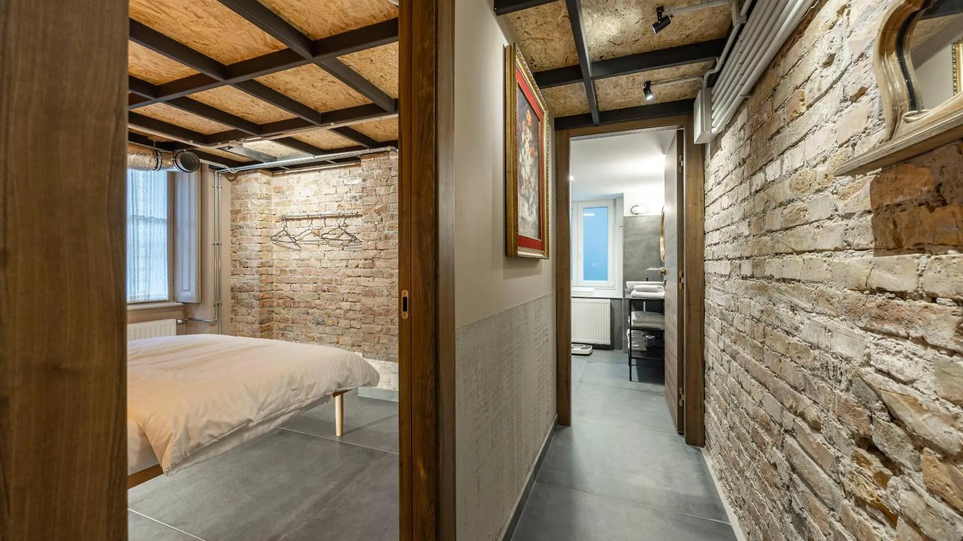 The Address Loft - Joy Apartment Budapest 0*,  Hungary