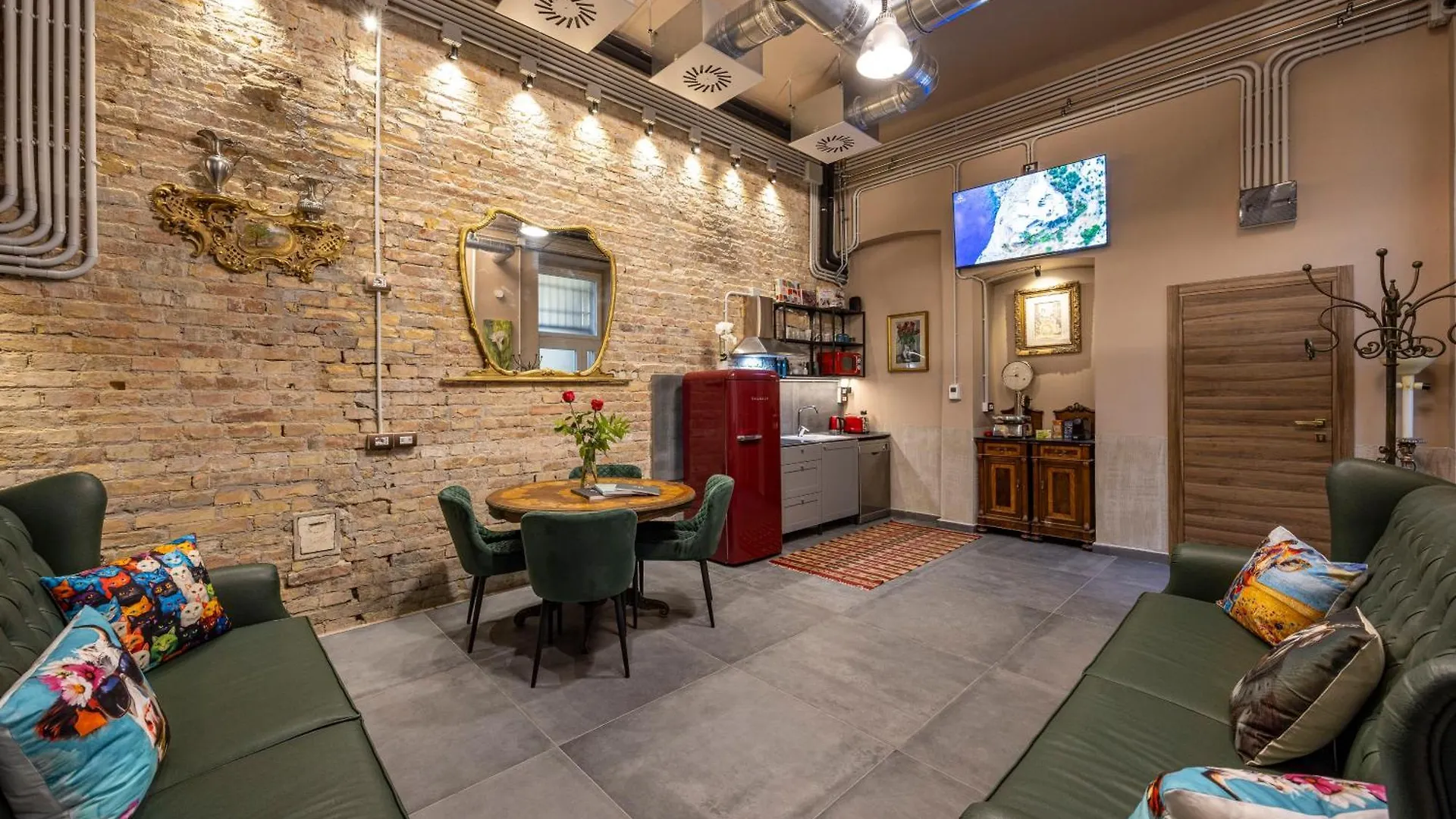 The Address Loft - Joy Apartment Budapest Hungary